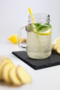 hausgemachter-ingwer-sirup-ingwer-limonade-cocktail-1